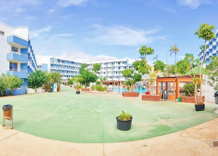 Green Park Con Piscina, Bar, Wifi, Parking