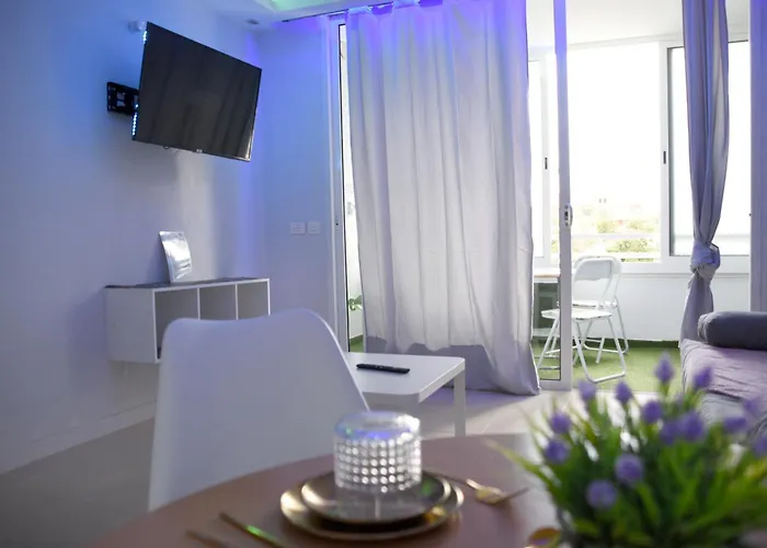 Green Park Con Piscina, Bar, Wifi, Parking