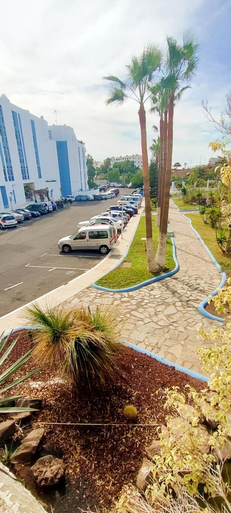 Park Con Piscina, Bar, Wifi, Parking Apartment
