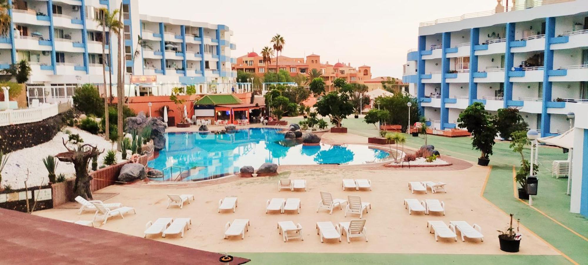 Park Con Piscina, Bar, Wifi, Parking Apartment *