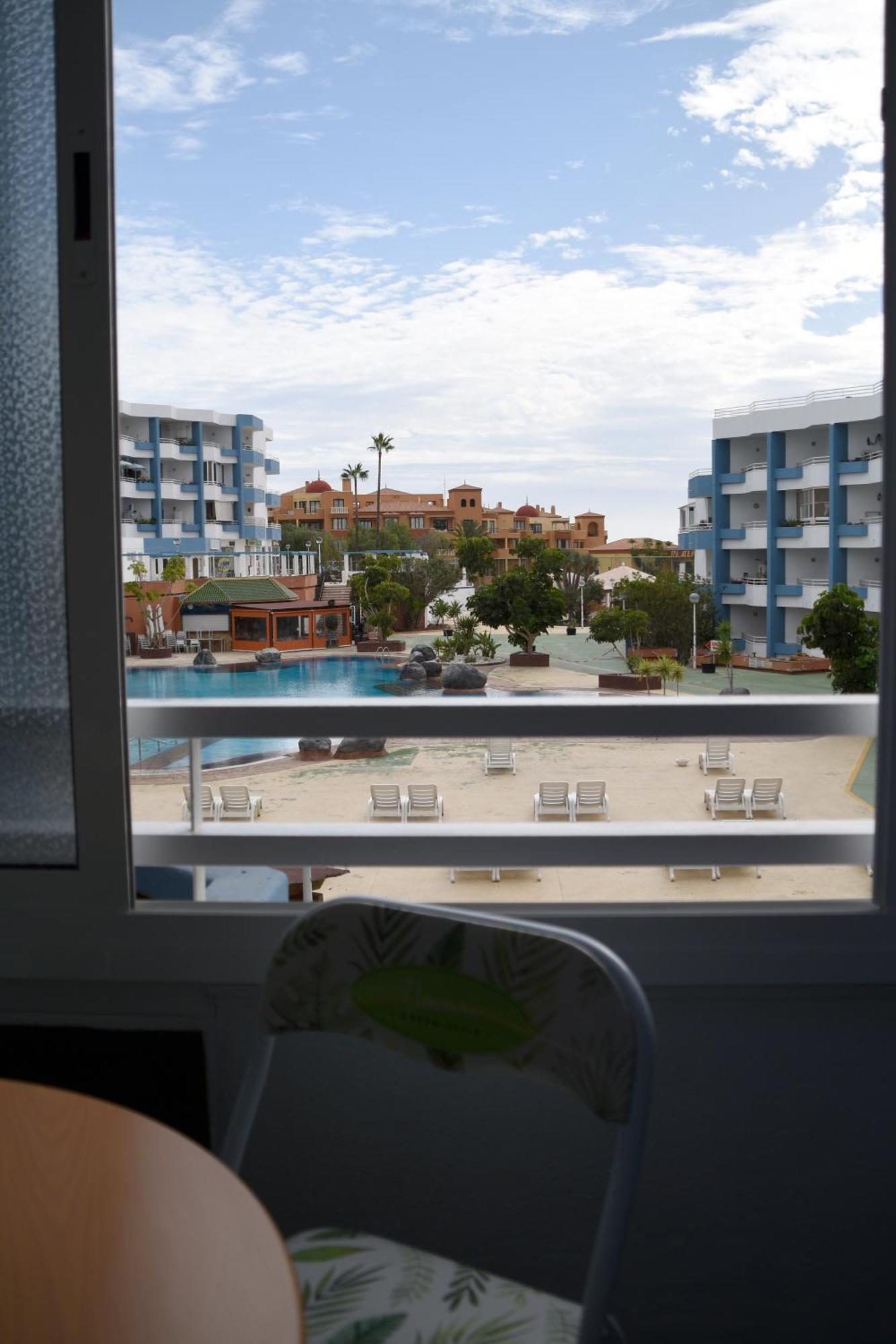 Apartment Park Con Piscina, Bar, Wifi, Parking San Miguel de Abona